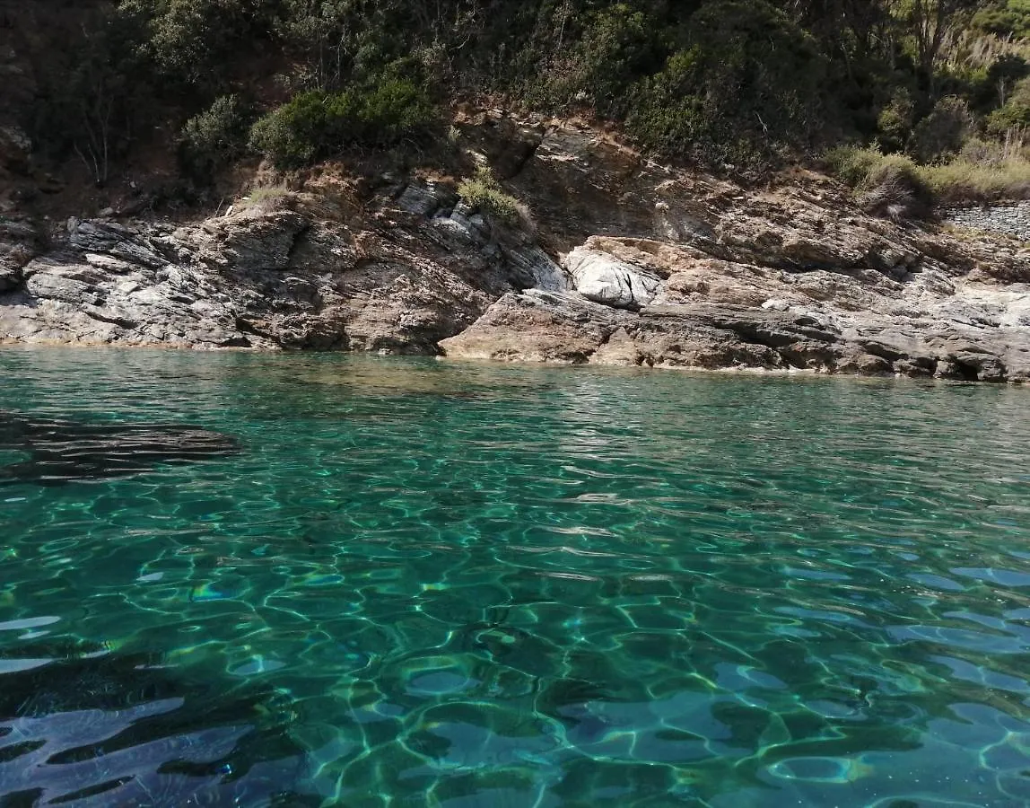Villetta Rio Marina 0*,  Italia